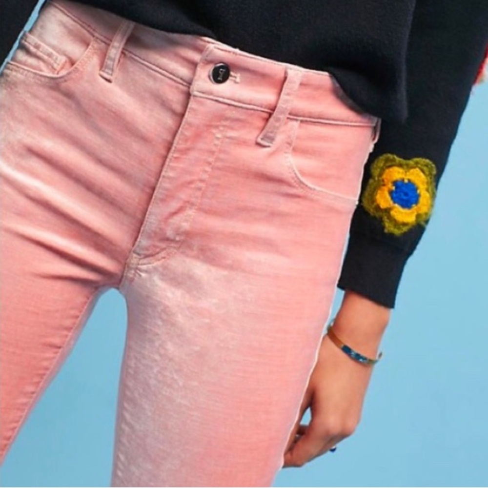 NWOT Pilcro Velvet Serif Mid-Rise Pink Velour Skinny Jeans Sz 27 28 - Picture 2 of 15